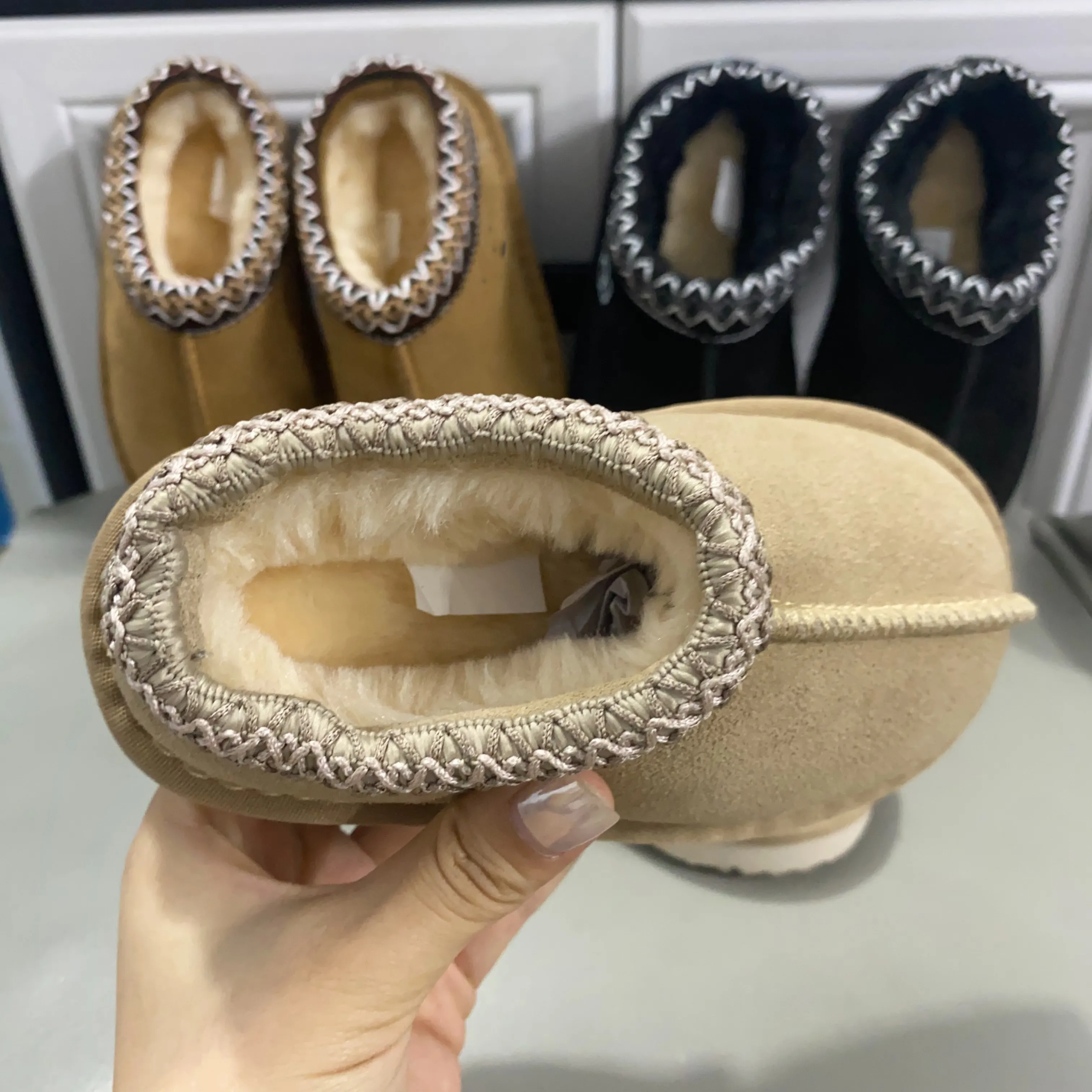 Australie Enfants Tout-petits Tasman II Pantoufles Tazz Chaussures de bébé Claquettes en fourrure de châtaigne Peau de mouton Shearling Classique Ultra Mini Boot Mules d'hiver Bottines en daim à enfiler 65451