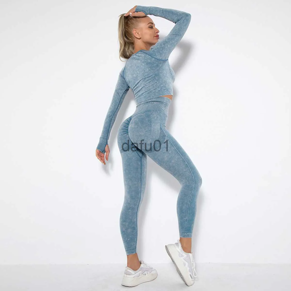 Two Piece Seamless Yoga Set Sport Outfit For Woman Gym Set Push Up