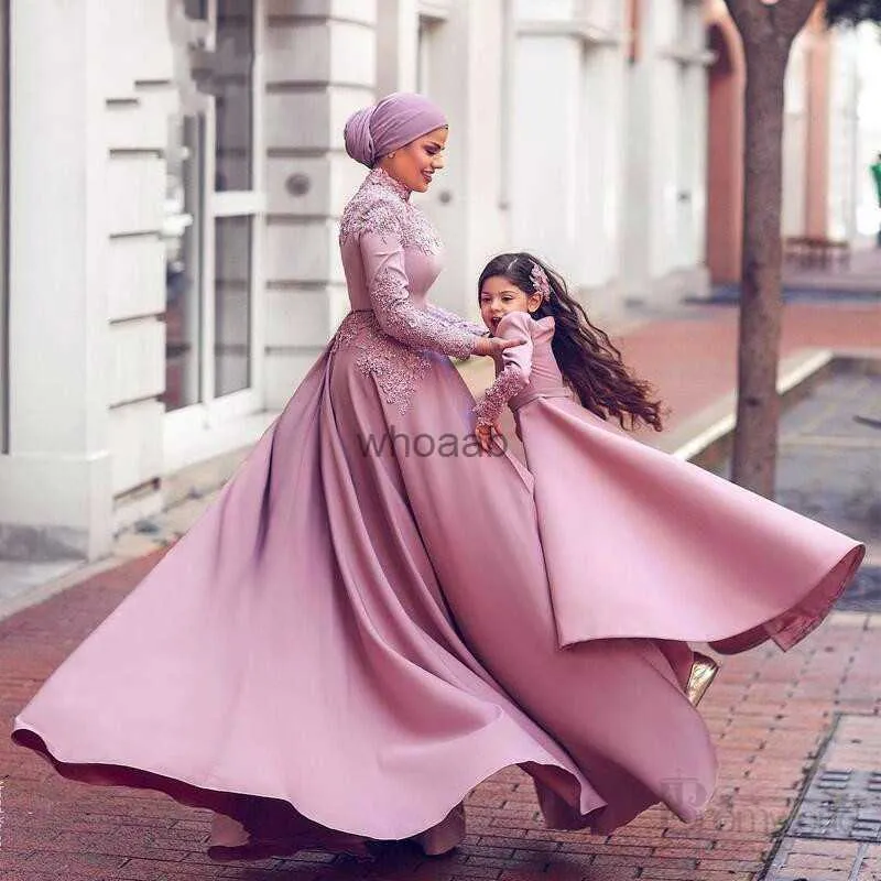 MagnificentBlush Pink Muslim Women Jumpsuit Evening Wear Löstagbar Högt långa ärmar Prom Dress Marockan Kaftan Applices Lace Formal Party Gowns HKD230912