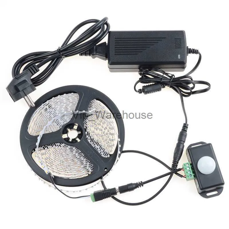 LED Şeritler SMD 3528 120LED/M Beyaz Sıcak Beyaz Esnek LED Şerit Işığı+ 12 ~ 24V İnsan Vücudu Sensörleri Denetleyicisi+ 5A 60W Güç Kaynağı Adaptörü HKD230912