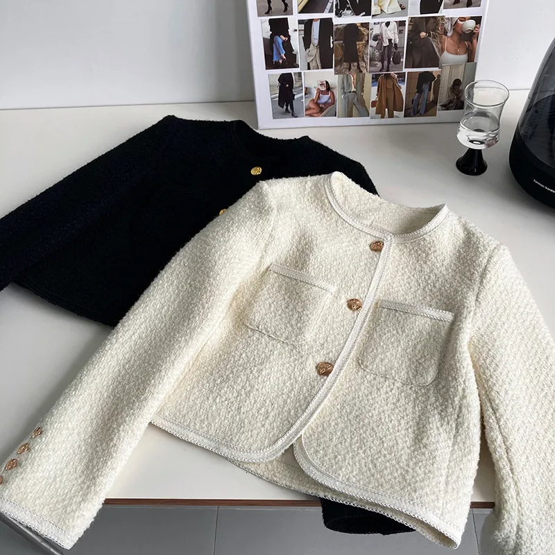Elegant Womens Tweed Jacket: 30% Wool Blend, Cropped Blazer