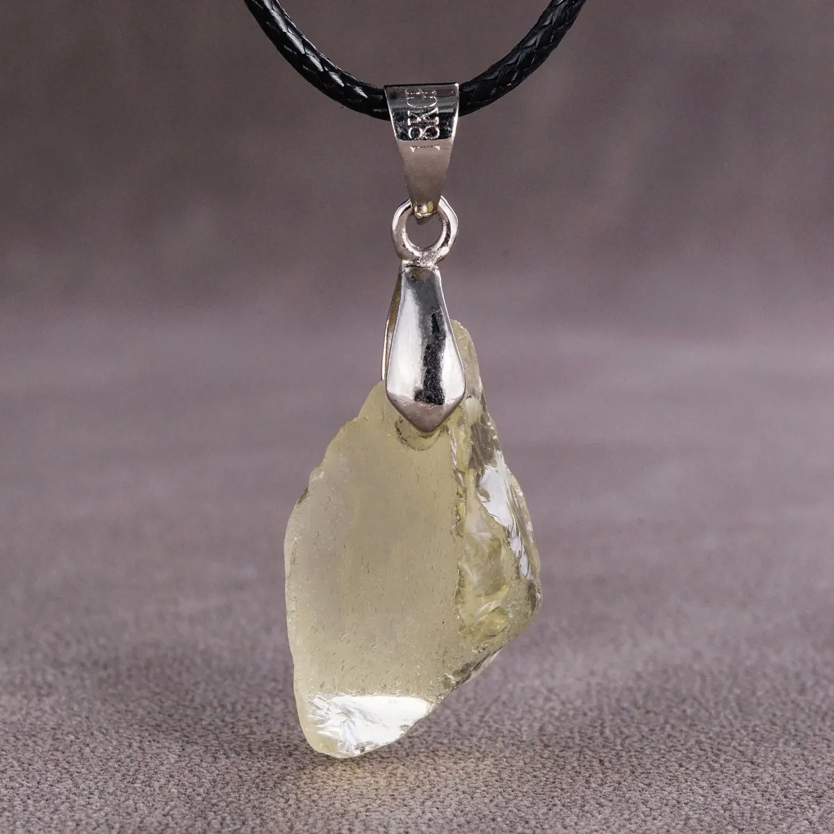 Collier en cristal jaune avec pierres précieuses naturelles irrégulières, pendentif, bijoux de styliste, colliers porte-bonheur, vente complète de bijoux, bijoux haut de gamme, pierres précieuses et bijoux