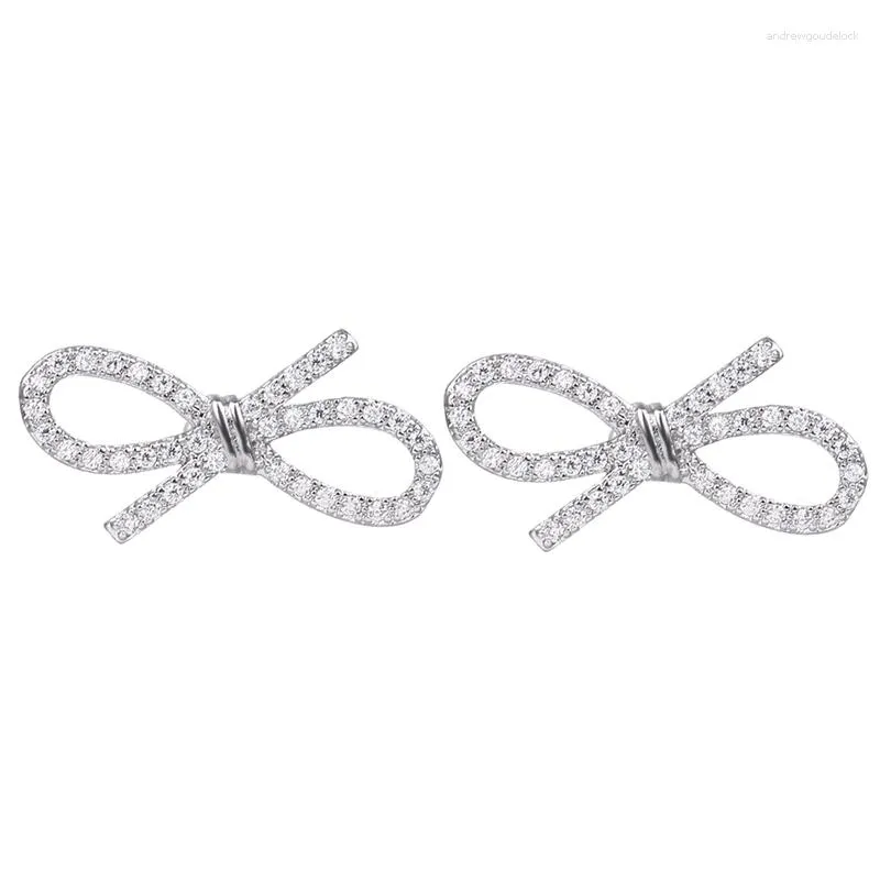 Boucles d'oreilles Bettyue 2023 Arrivée Bow Modeling Noble Blanc Plein de zircone cubique Bijoux délicats pour femmes Adorable Dress-up