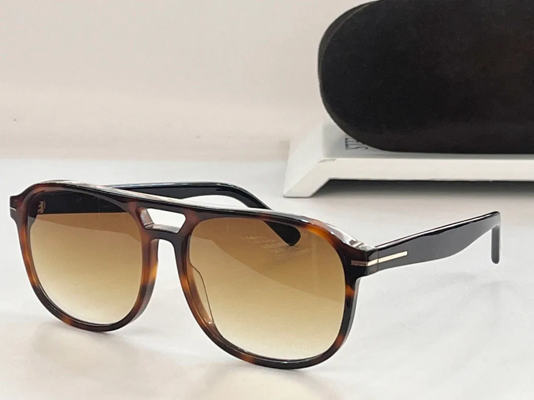 Óculos de sol masculino para mulher mais recente venda moda óculos de sol dos homens gafas de sol vidro uv400 lente com correspondência aleatória 1022