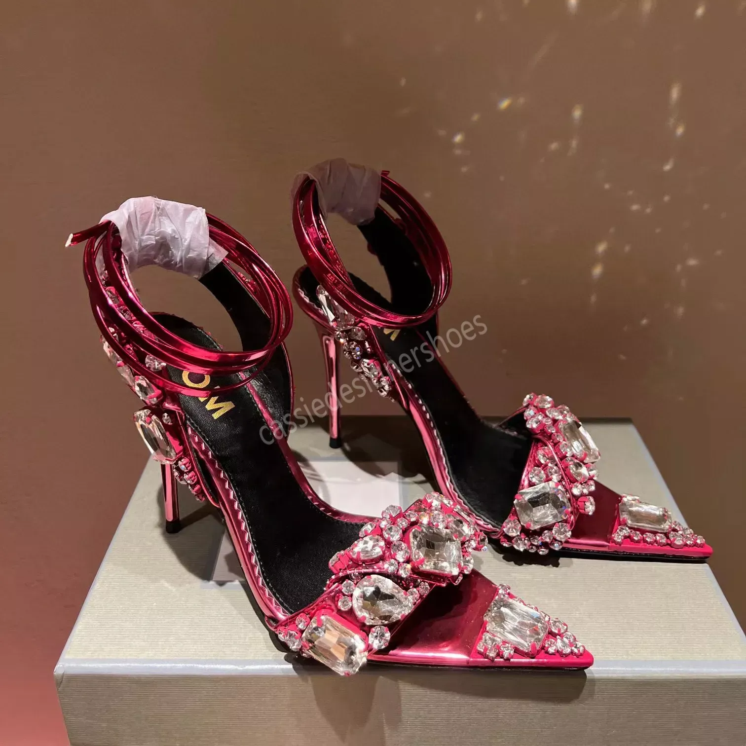 Crystal Diamonds High Heels Sandals Back Strap Ladies Dress Shoes Patent Leather Solid Color Stiletto Heel Wedding Party Mules Luxury Brand Fashion