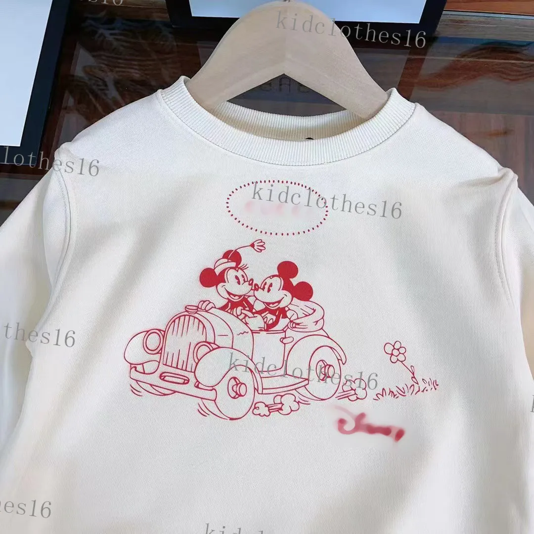 Luxuy Children Sweatshirts Boy Girl Hoodies Kids Loose Letters Printed Streetwear Hiphop Pullover Tops子供
