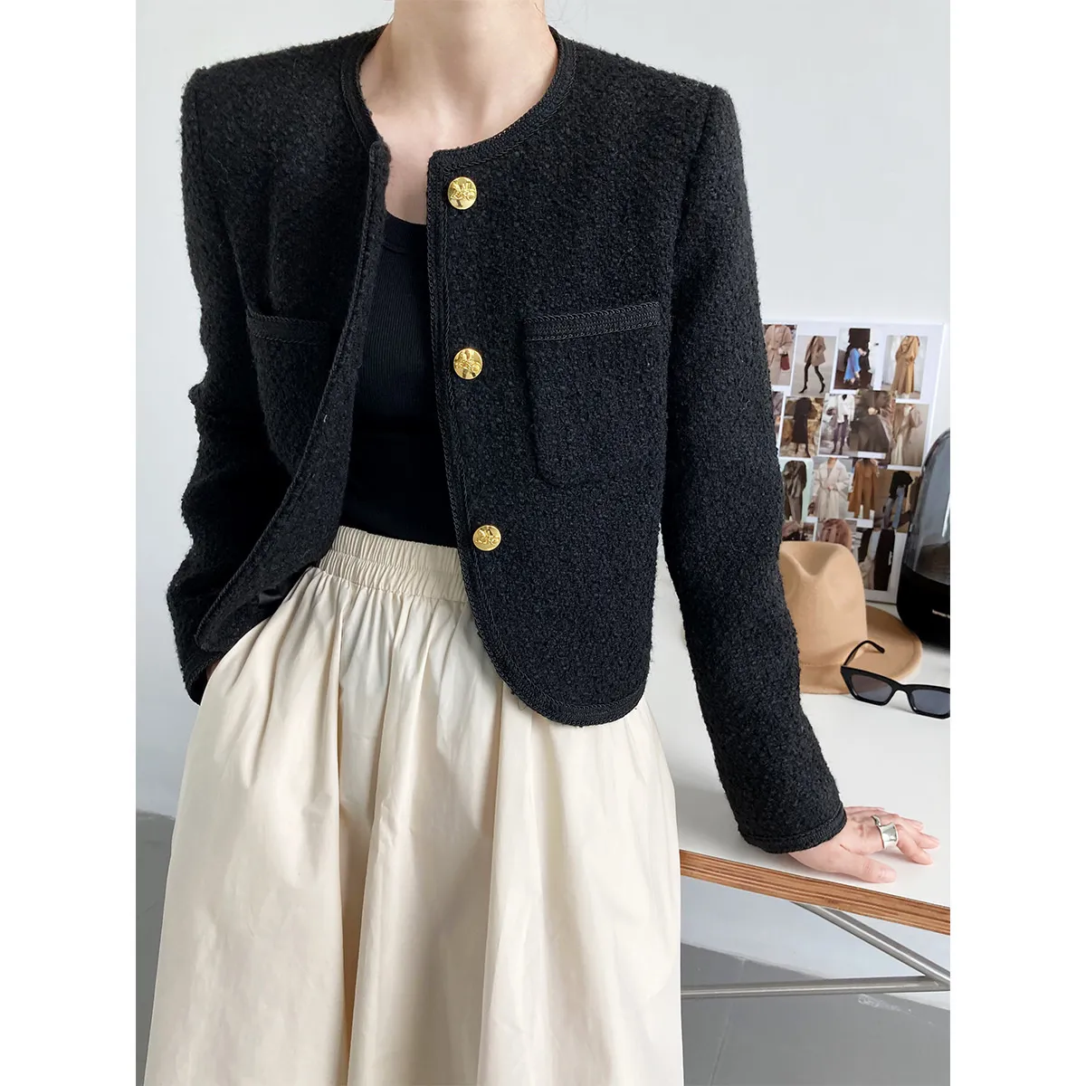Elegant Womens Tweed Jacket: 30% Wool Blend, Cropped Blazer