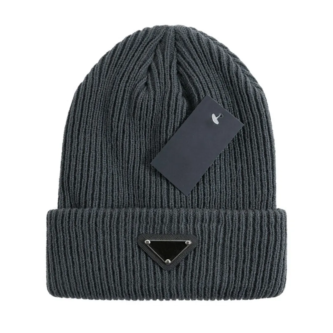 Bonnet S presenthatt Bonnet Present Beanie Designers Warm Beanie Bonnet Sticked Wool Letter Mångsidig tjockare Veet Travel Skiing SP Deigner Veratile