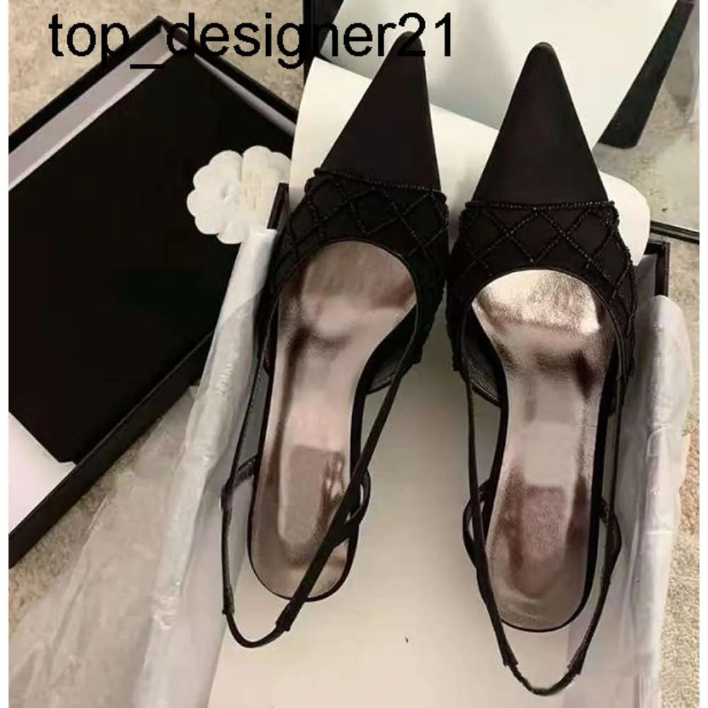 23SS Designer Rhinestone Women High Heel Sandals and Shoes Wedding Banket Pearl Pointed Cutout Bow Ladies Luxury Crystal High-Heeled Sandals High Heels