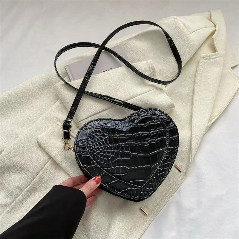 bolso de diseñador Bolso de corazón en forma de amor bolso de moda temperamento bolsos elegantes Bolso cruzado Compras crossbodydesigner bolsos bolsos para mujer diseñador