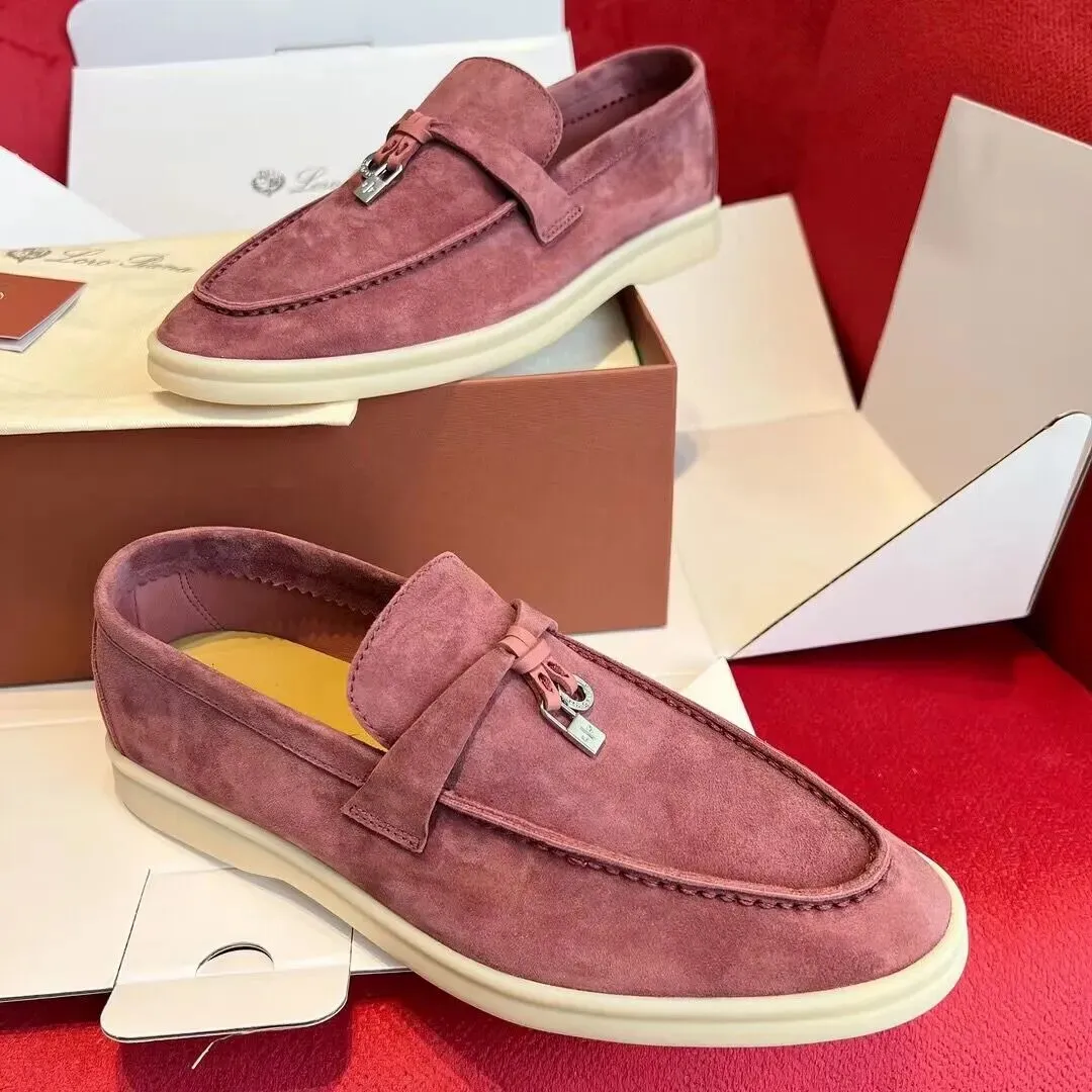 Desginer Mens Casual Loafers Dress Shoes LP Sneaker Summer Walk Flats Mjuk ko Sued Läder utomhus promenad loafer låg topp glid på tofsar låg sko med låda