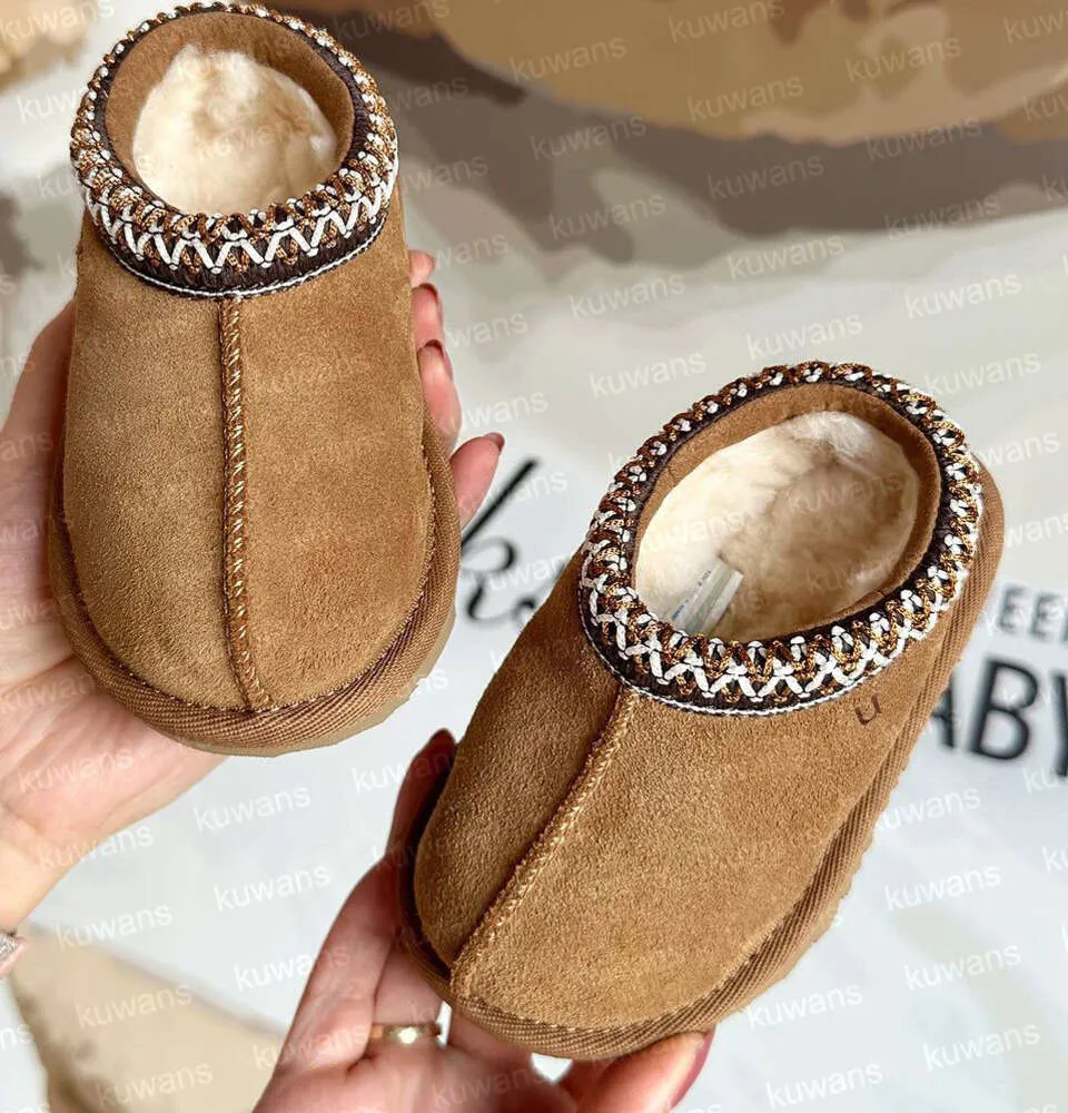 Chaussures Tasman II Pantoufles Tazz Bébé Enfants Tout-petits Diapositives En Fourrure De Châtaigne En Peau De Mouton Shearling Classique Ultra Mini Botte Mules D'hiver Slip-on Laine Little Big55