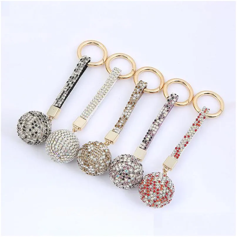 Fantasi Strass Rhinestone Keychain Högkvalitativ läderband Crystal Ball Car Charm Pendant Nyckelring för kvinnor Drop Leverans