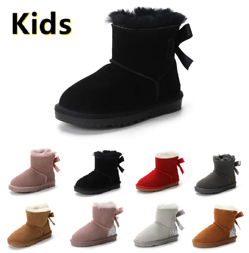 2023 Kinderstiefel Schneestiefel Designer Kinderschuhe Winter Classic Mini Boot Botton Baby Jungen Mädchen Ankle Booties Kinderfell Wildleder 22-35