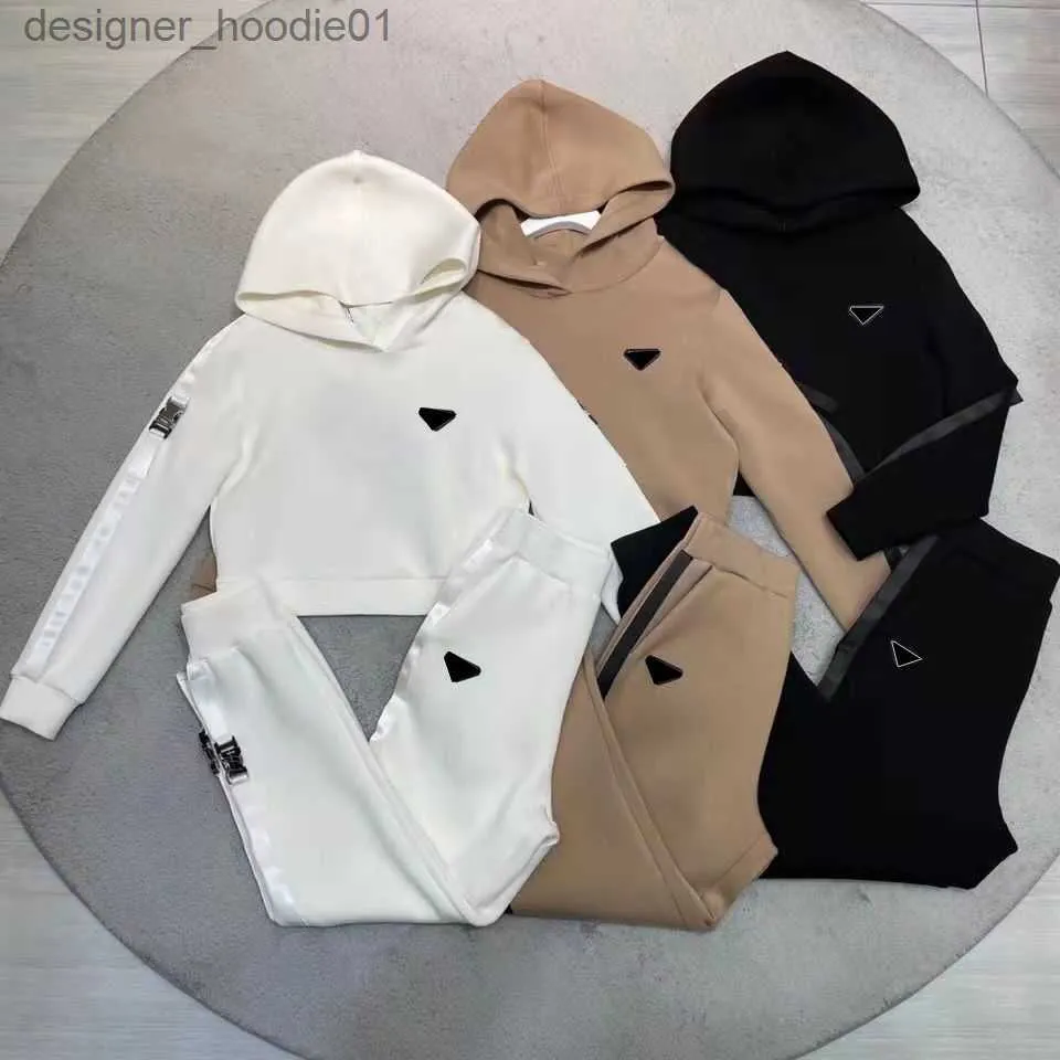 Kvinnors träningsdräkter Kvinnor Tracksuits Hoodie Set Terry Jumpers Suit for Lady Slim Tracksuit Zippers 6 Alternativ L230914