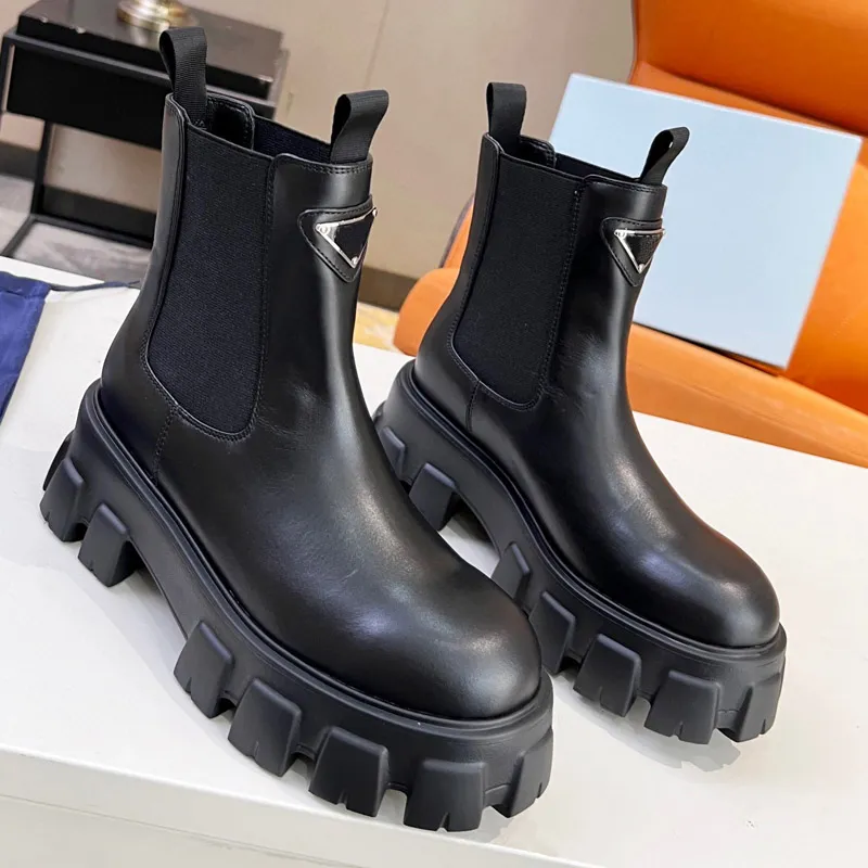 Hot Designer women Shoes Fashion British Boots Round Toe Martin Boots Patent leather Thick bottom Round Toes Perfect Official Quality