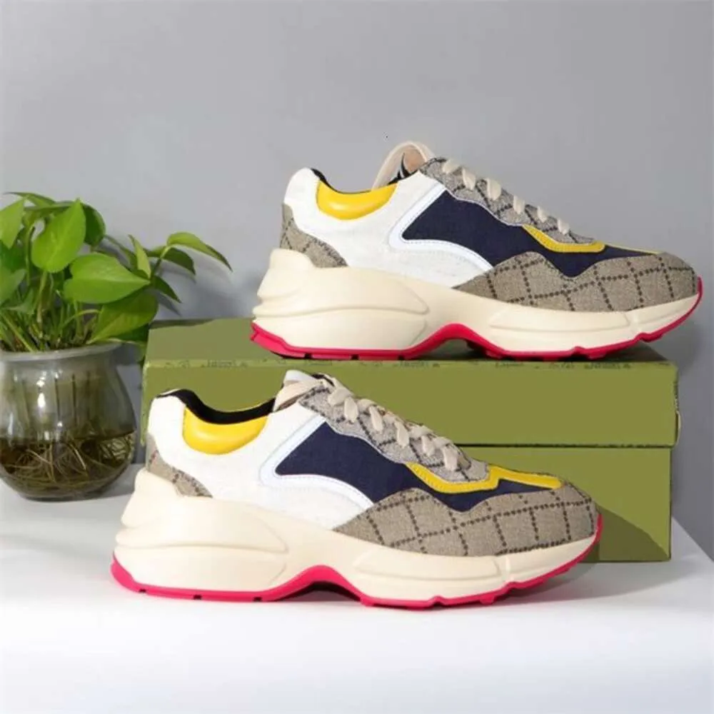 med ryton designer skor beige män tränare vintage lyxiga chaussures damer sko mode sneakers wave mun sneaker 75y5