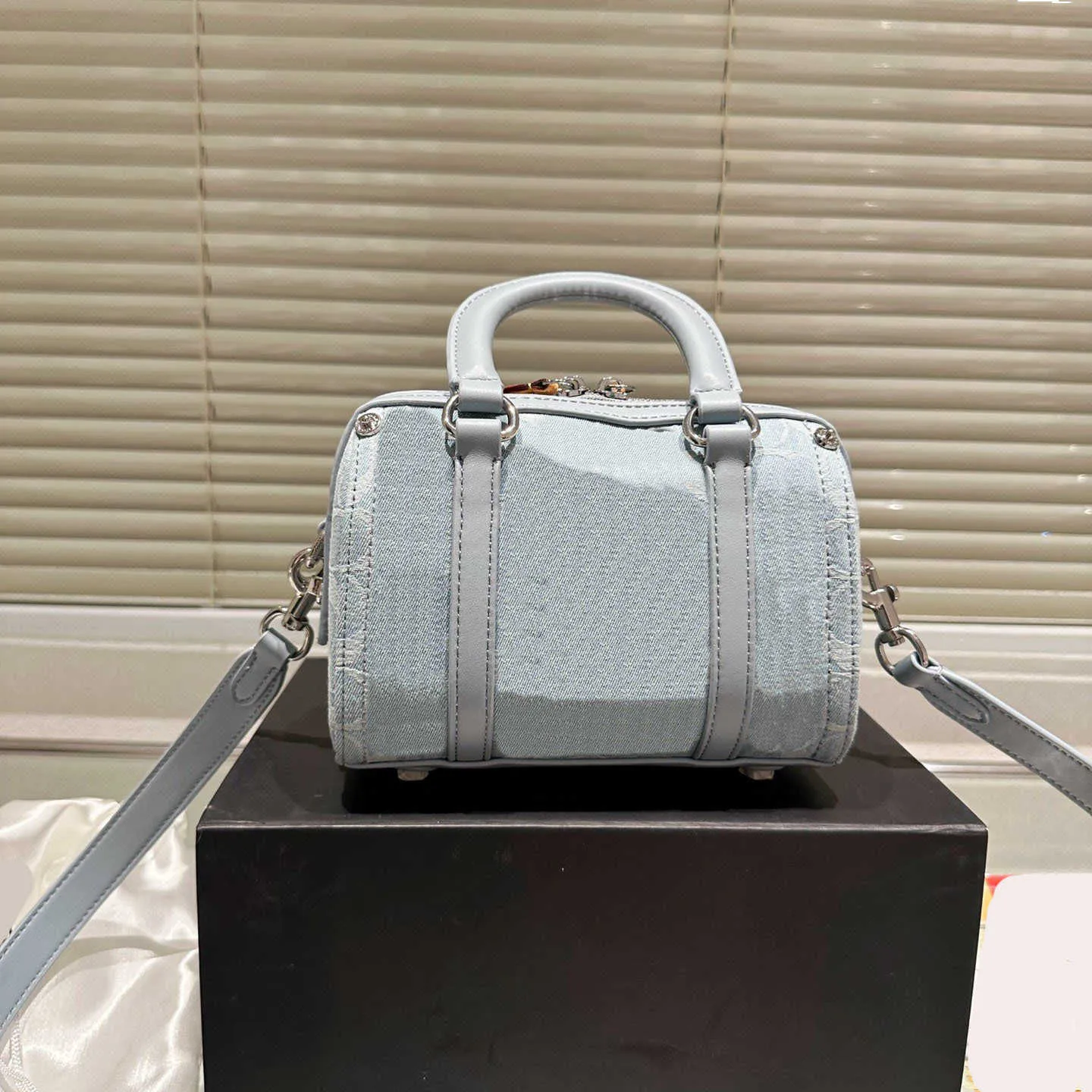 Projektant Boston torebki unisex dżinsowe torby haftowe torebki Ruby Crossbody torebka bitewna torebka 2309915