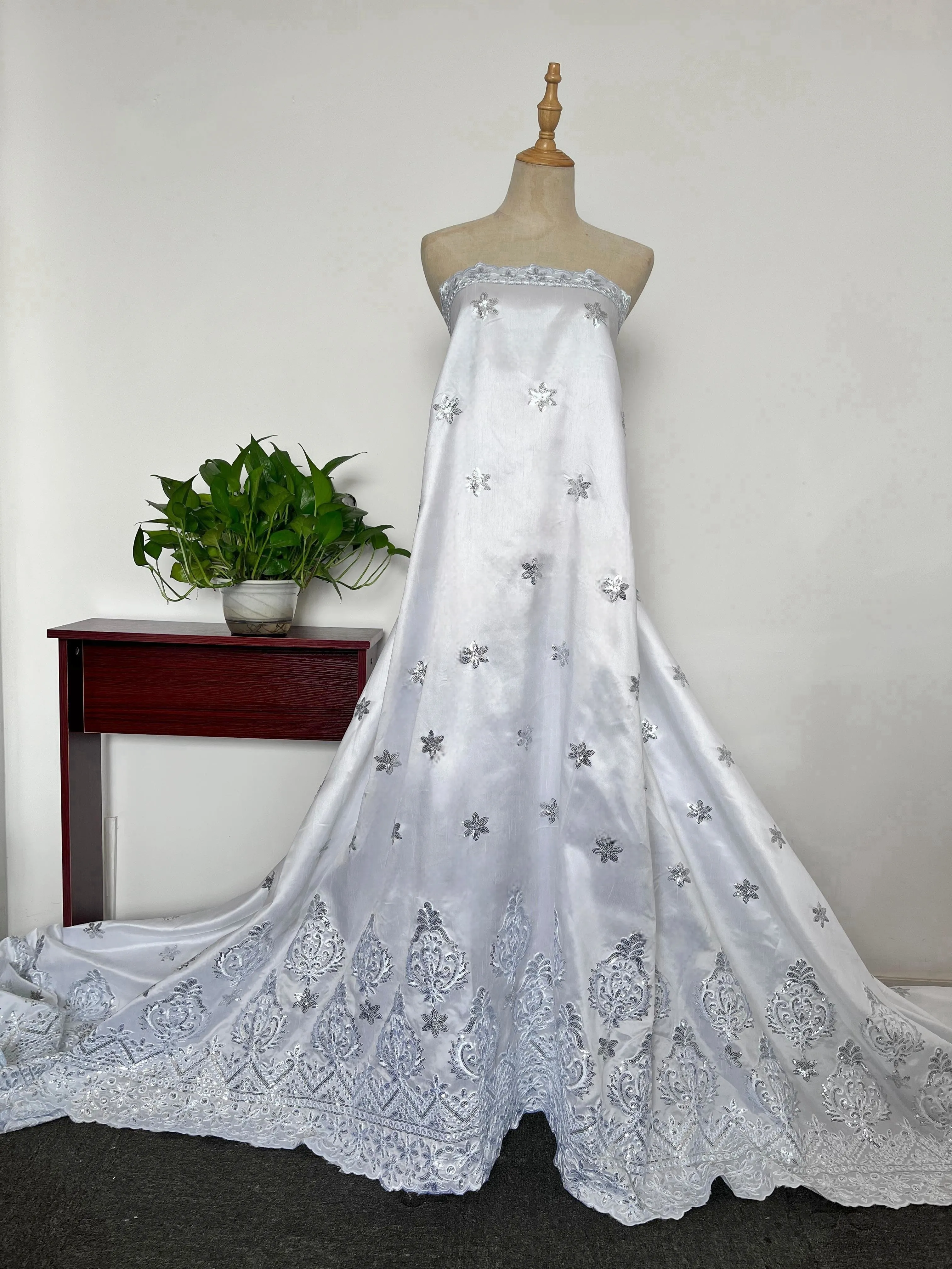 아프리카 여성 George Lace Fabric White Embroidery Dress Sewing Craft Lady Silk 2023 고품질 5 야드 파티 섬유 나이지리아 여성 저녁 의상 YQ-5029