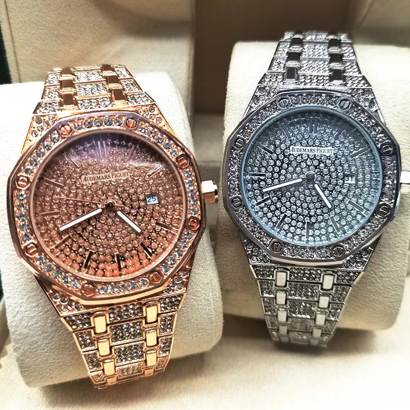 Högkvalitativa herrkvinnor Titta på full diamant Iced Out Strap Ap Designer Watches Quartz Movement Par Lovers Clock Wristwatch