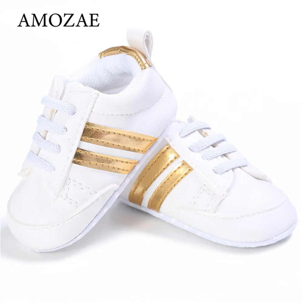 First Walkers Scarpe da bambino nate Ragazzi Sneaker da ragazza Due strisce per bambini Bambini piccoli Stringate in pelle PU Suola morbida Sneakers 018 Mesi 230914