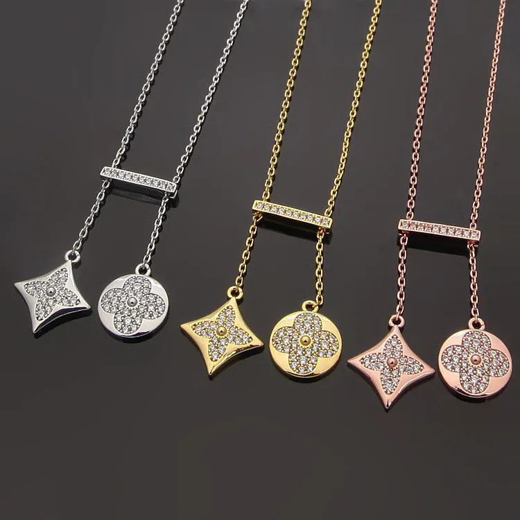Nuovo design gioielli in acciaio al titanio V lettera fiore a quattro foglie collana di colore secondario braccialetto di colore secondario orecchino di moda gioielli di design LV0124