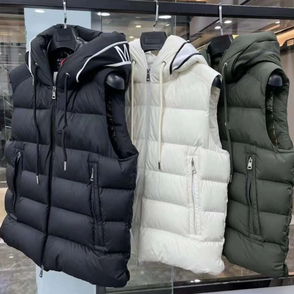 Mäns ner Vest Solid Color Fashion Designer Style Hooded Zipaper Coveread Kort personlighet Lämplig för Outdoor Warm Coat