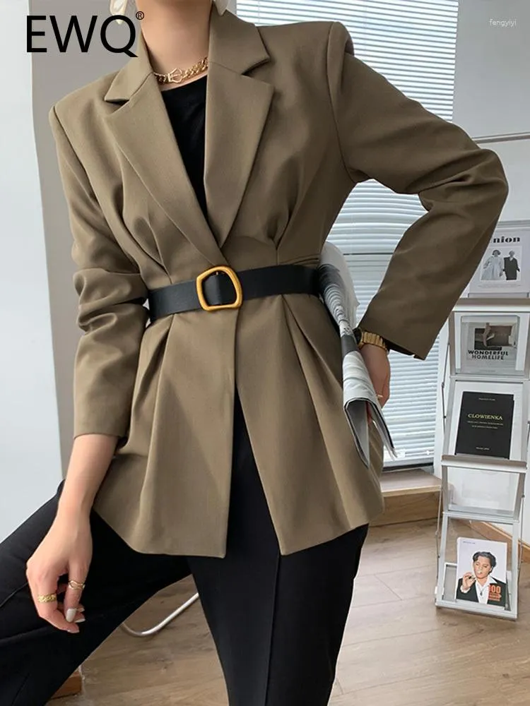 Damespakken EWQ Elegant riemontwerp Verzamelde taille Blazers voor dames Solide lange mouwen Kantoor Dame Vrouwelijke jassen 2023 Herfst 26D5788