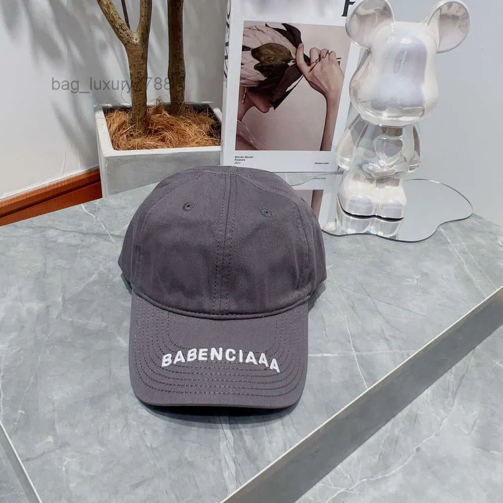 Berretto da baseball da donna di design color caramello Cappello da uomo stile sportivo con tesa con lettera ricamata casquette di dimensioni regolabili