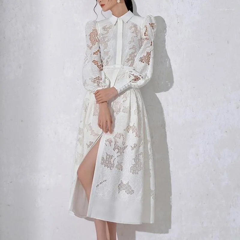 fitted lace wedding dress Luxury Lace Flower Wedding Dress