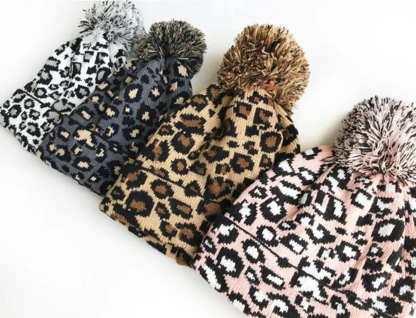 Leopar örme kapak moda kız kış sıcak büyük pompon şapka şapka renk beanie kayak kapağı db339