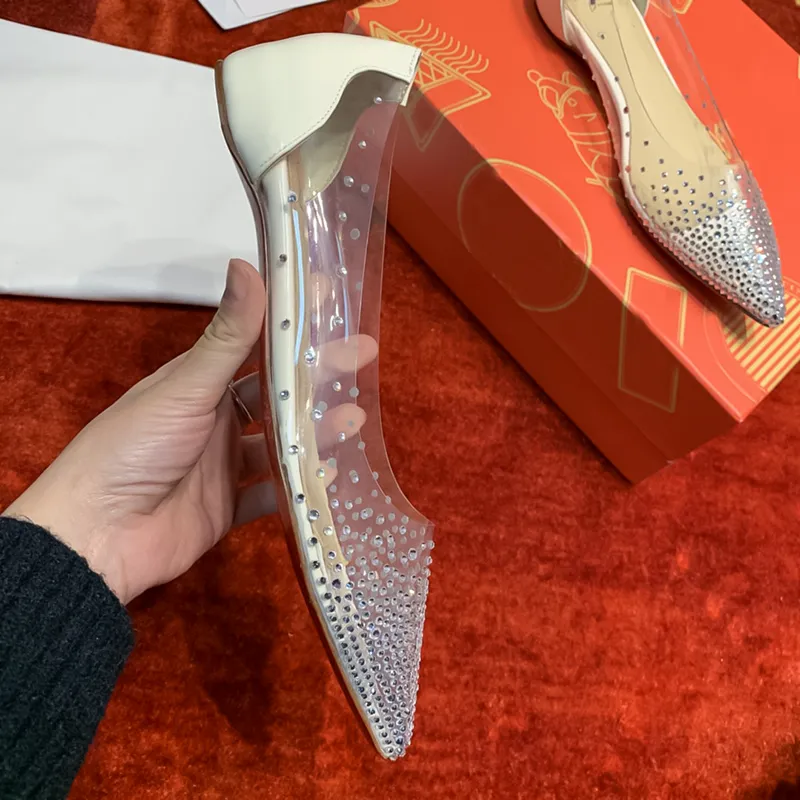 Avec Box Net Nouveau Strass Plat De Mariage En Cuir Rouge Transparent Sandales Peu Profondes Designer Senior Sense Femmes Chaussures Tailles 35-42 + Boîte 7642