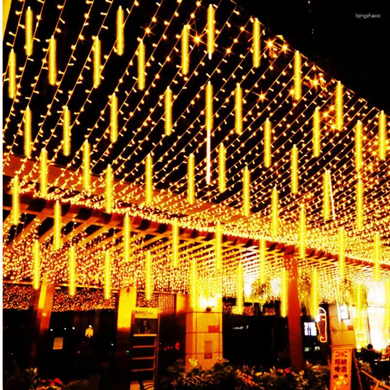 سلاسل النيزك دش أمطار LED FARY FIRY String Lights أكاليل ديكورات عيد الميلاد للمنزل في الهواء الطلق ديكور حديقة Navidad