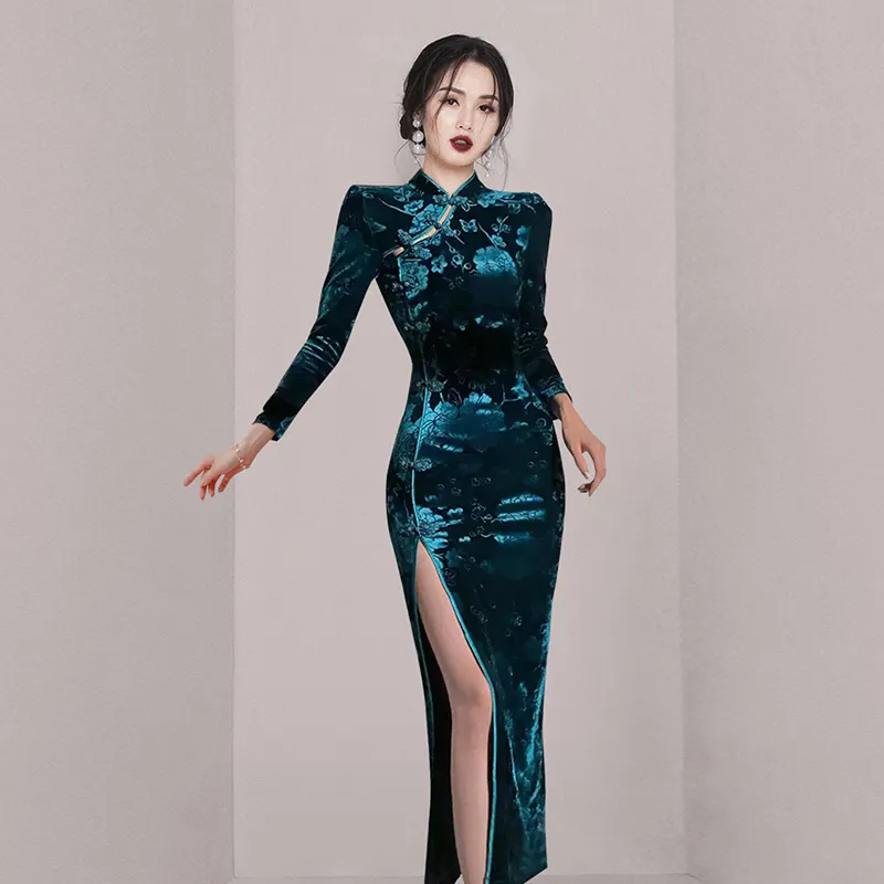 Urban Sexy Dresses Spring Autumn Women Cheongsam Long Old Shanghai Dress Ladies Temperament Vintage Chinese Style präglad sammet 230914