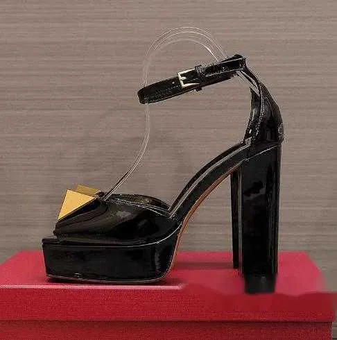 Valentino in pelle alta ghiora gehuine sandali caviglia cinturini tacchi grossi tacchi seta rhinestone women designer di lusso scarpe da sera