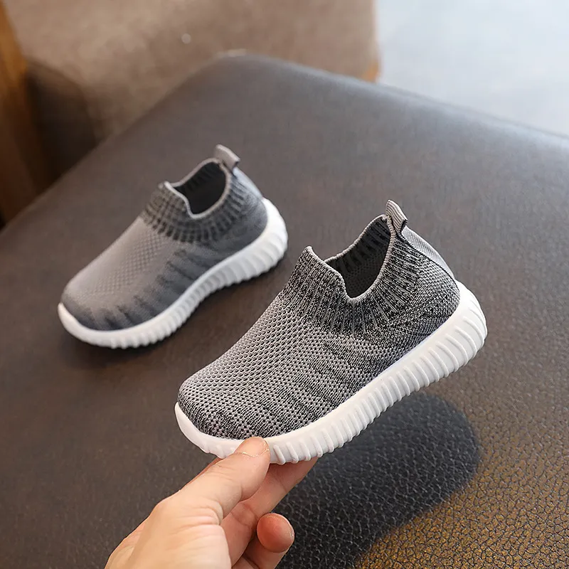 Atletische Outdoor Nieuwe zachte kinderen schoenen Baby Boy Girl Candy Color Woven Fabric Air Mesh Children Casual Sneakers For Boys Girls 230915