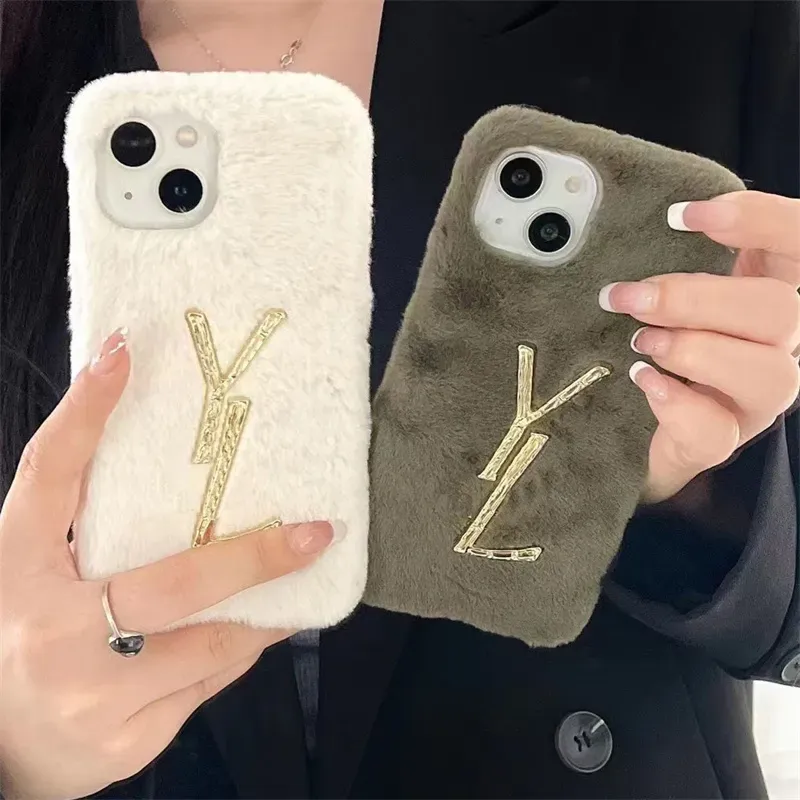 Luxury Phone Cases For 14 Pro Max 13 Pro 12 Classic Letter Fashion Mobile Phone Case Wool Cloth With Soft Nap Phone Shell CYG2391517-5