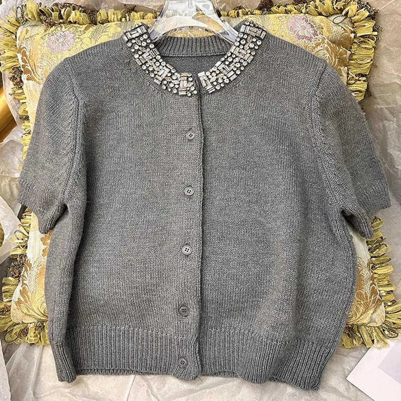 Thin top grey cardigan