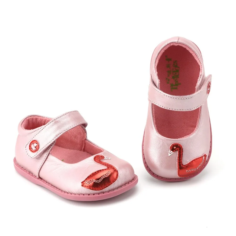 Sneakers TIPSIETOES Jakość marki oryginalne skórzane szwy dla dzieci buty dla chłopców i dziewcząt 2023 Wiosenna jesień przylot Swan 230914