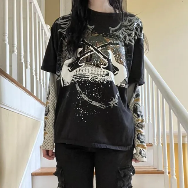 Y2K Cyber Grunge 00s Womens Cross Print Vintage T Shirts Y2K Cyber Grunge 00s Womens Cross Print Vintage T Shirts