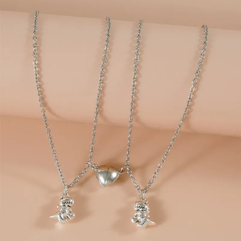2Pcs Couple Necklace Dinosaur Pendant Silver Color Lover Heart Magnetic Attraction Pendant Necklaces For Women Men Party Jewelry