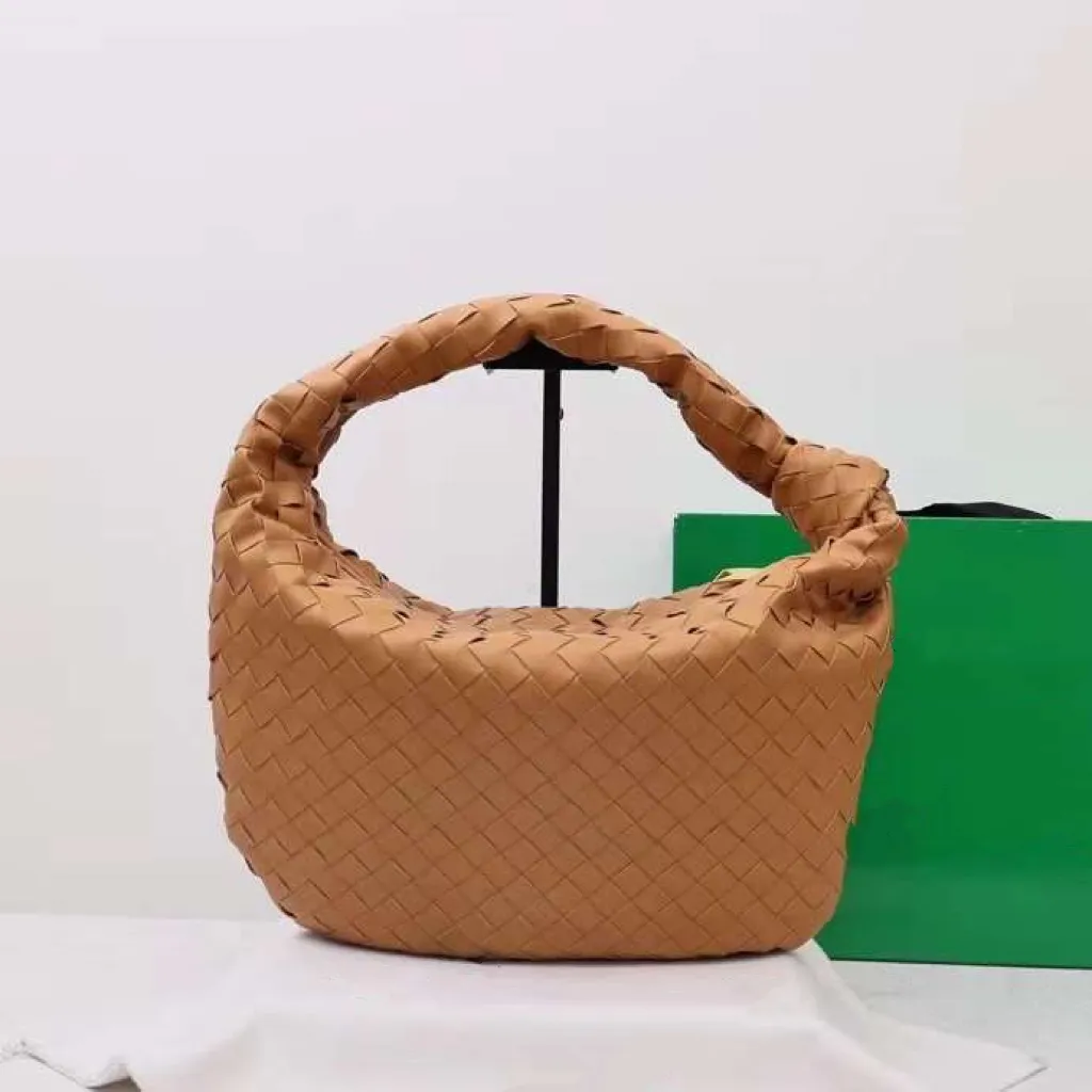 Moda pleciona torebka Wysokiej jakości pod pachą torba na ramię luksusowy designerski w kształcie księżyca średnia torba damska torebka krzyżowa