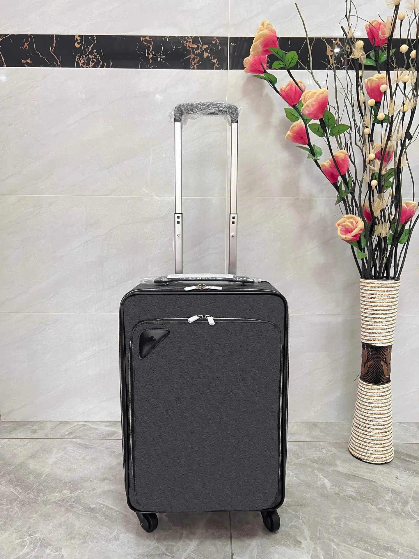 Pegase Cabin Size Fagule 4 Wheels Rolling Trolley Case Designer 20 Int Travel Corpas