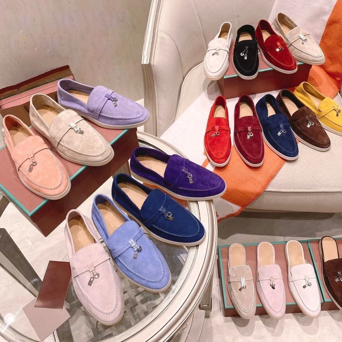 Geklede schoenen 100% echte suède loafers Designer schoenen heren dames mocassin maat 35-45 zomerwandeling suède loafers bedels sneakers luxe flats hertenleer vrije tijd met doos