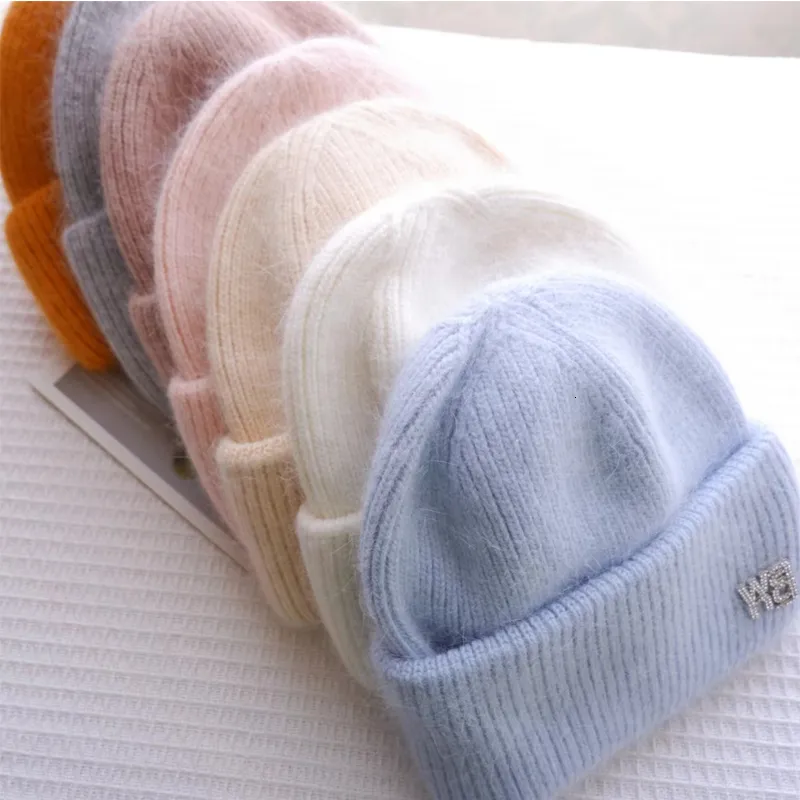 Beanie / Skull Caps 21 Cores Real Rabbit Fur Beanies Chapéu de Inverno para Mulher Luxo Strass Carta Knit Bonnet Senhora Outono Inverno Quente Skullies 230915