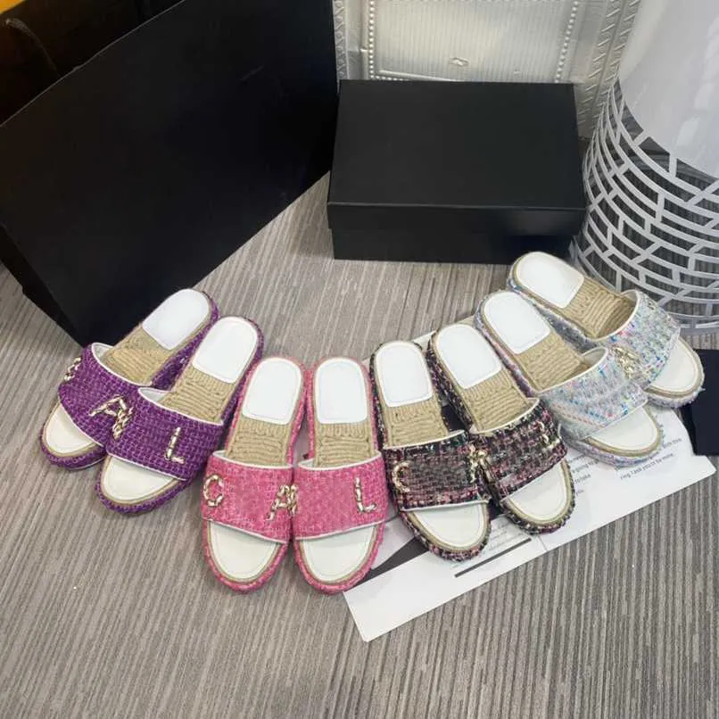 Designer Women Slippers Flat Sandals Summer Brand Shoes Classic Beach Sandals Women High Quality Woven Slippers Multi Color Fashion Letter Slippers 35-42