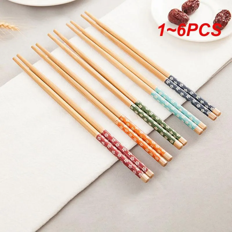 Chopsticks 1-6pcs 1pairs Natural Bamboo Återanvändbar traditionell handgjorda kinesiska klassiska trä sushi köksverktyg 24 cm