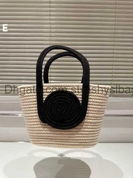 Totes Bolsa de Palha Design Mais Recente Simples e Prático Bolsa de Designer de Luxo Carta Dourada Bolsa Crossbody Casual Bolsa de Palha Retro Bolsa de Ombro de Nylon Estilo37