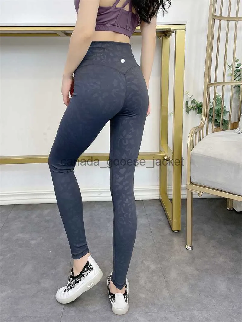 High Waist Yoga Outfit For Women Yoga Wear Set, Slim Fit, Elastic Tights,  Skinny Gym Leggings, Exercise Sportswear, Gym Pants L23091 From  Canada_gooses_jacket, $7.97