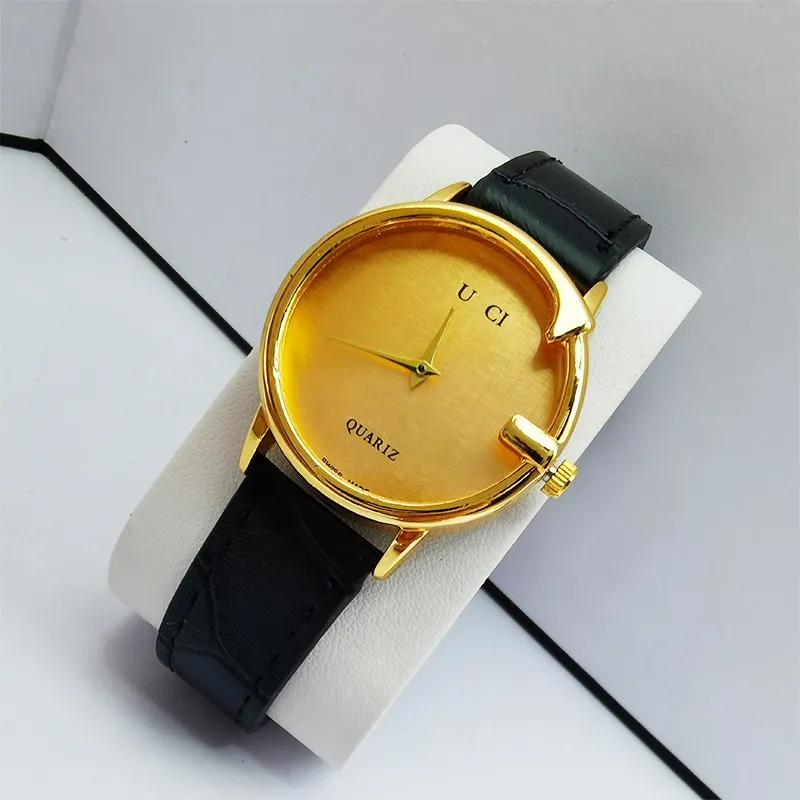 Gents Quartz Watch: Classic Timepiece With Genuine Leather  display picture 1